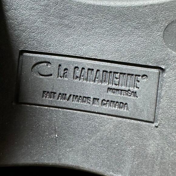 La Canadienne NWOB Honor Suede Black Ankle Chelsea Bootie Size 9.5M Block Heel - Picture 8 of 9